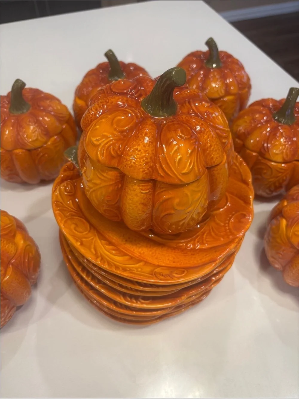 Pier 1 Pumpkin Dinnerware Set for 4 | 4 Pumpkin Soup Tureens w/ Lids + 4 Plate
